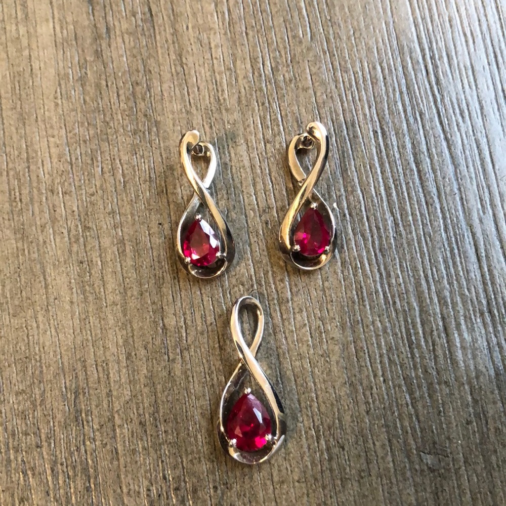 Sterling silver ruby earring and pendant set